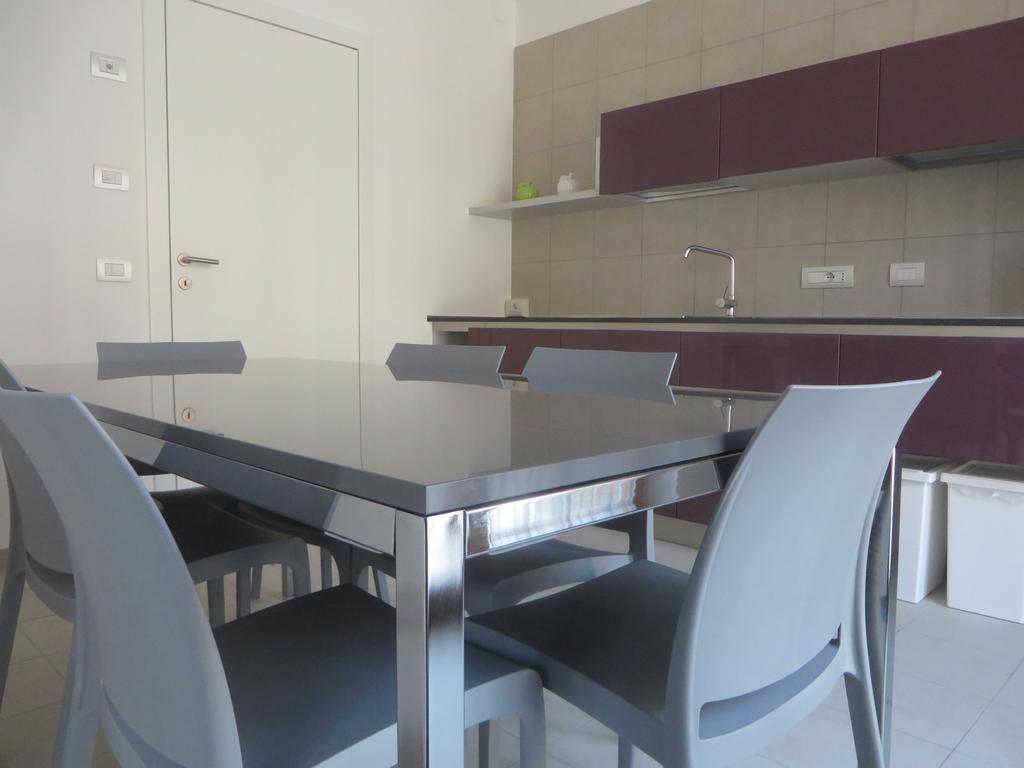 Two-Bedroom Apartment,202106773:JPEG