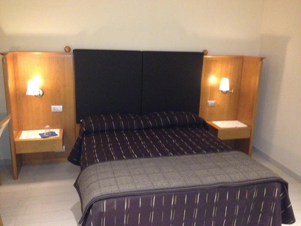 Double Room,212697743:JPEG