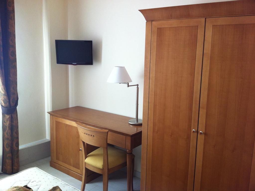 Double or Twin Room,212989868:JPEG