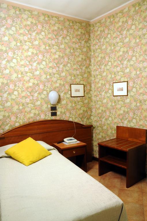 Superior Single Room,217181837:JPEG