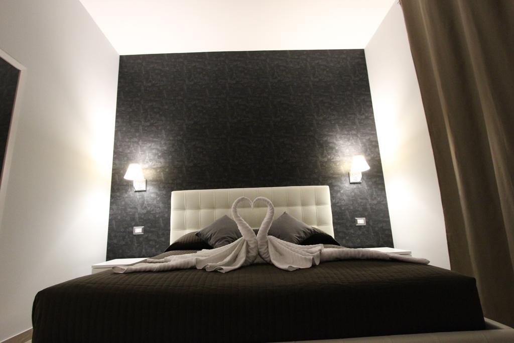 Deluxe Double or Twin Room,214451816:JPEG