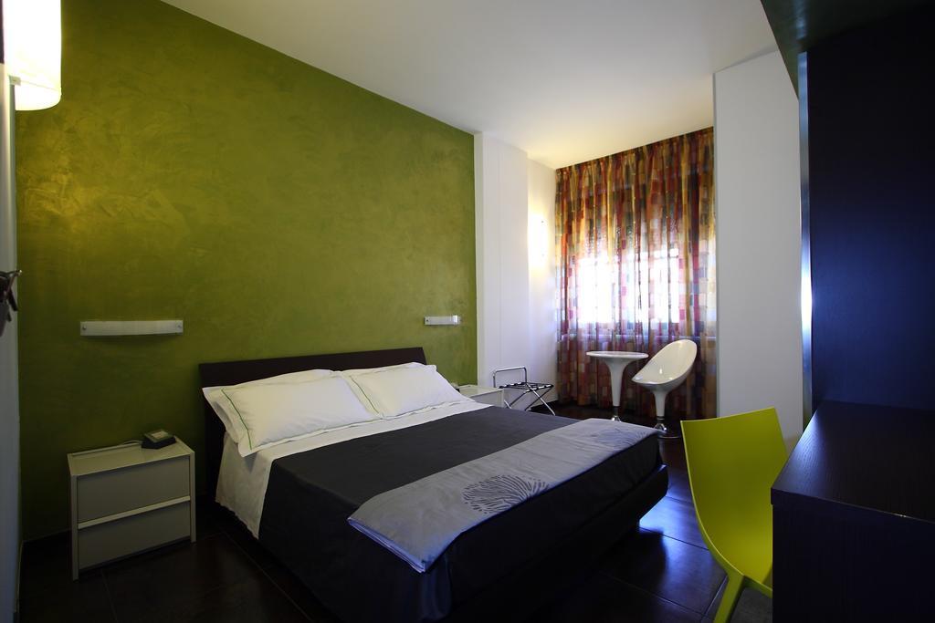Double Room,220186151:JPEG