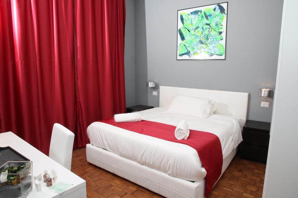 Double Room,221879858:JPEG