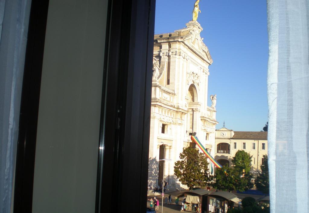 Suite Terrace,160299276:JPEG
