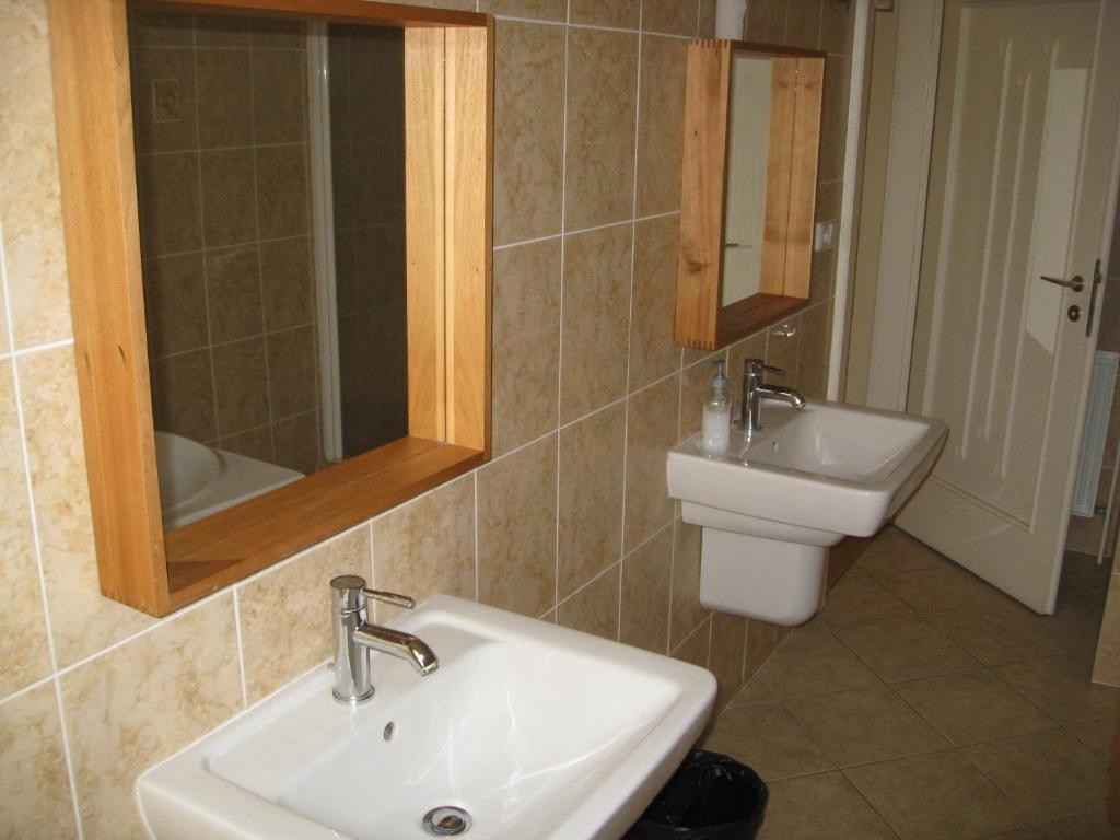 Double Room,1580690591:JPEG