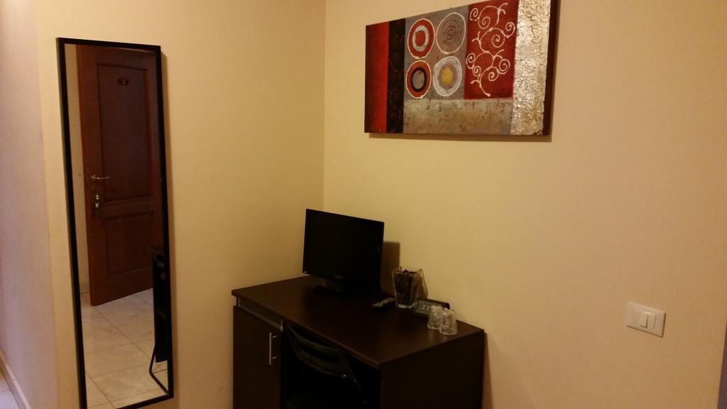 Twin Room,226228667:JPEG