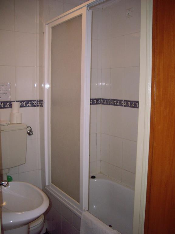 Double Room Private Bathroom,1742903541:JPEG