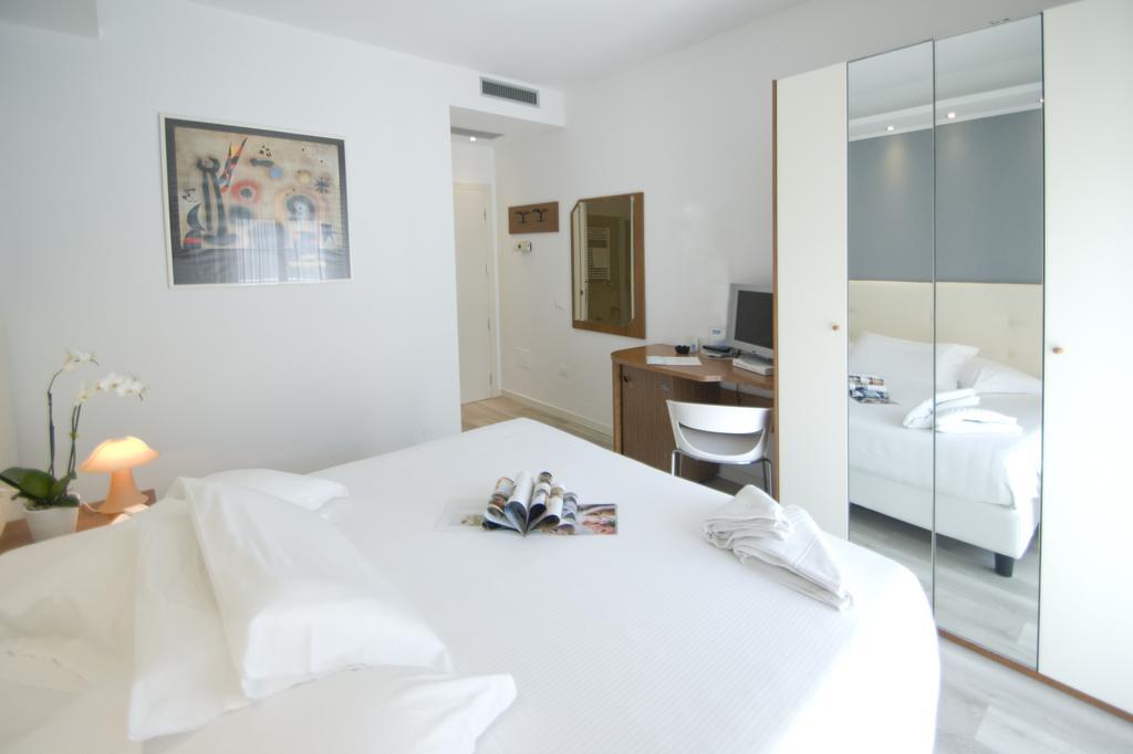 Double or Twin Room Balcony,227393708:JPEG