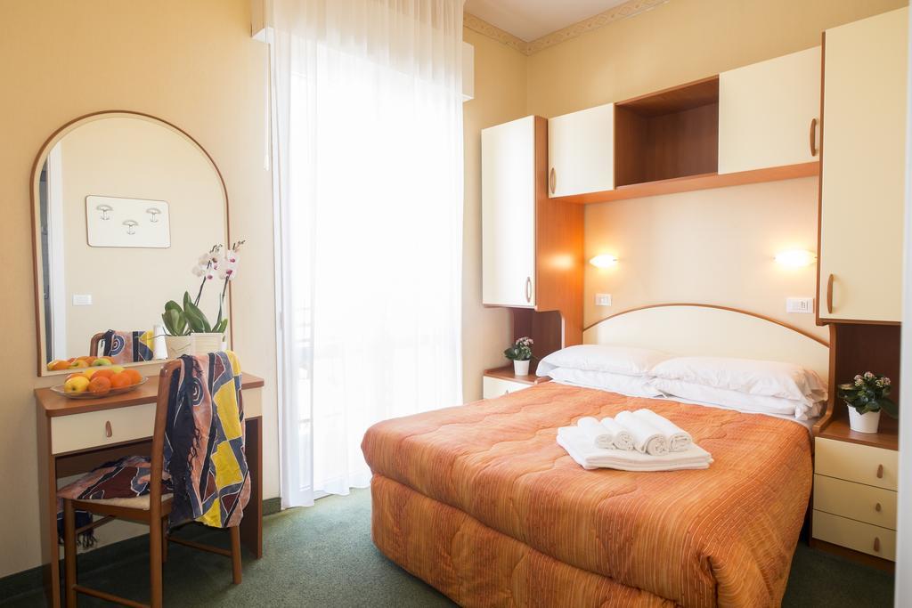 Double Room Partial Sea View