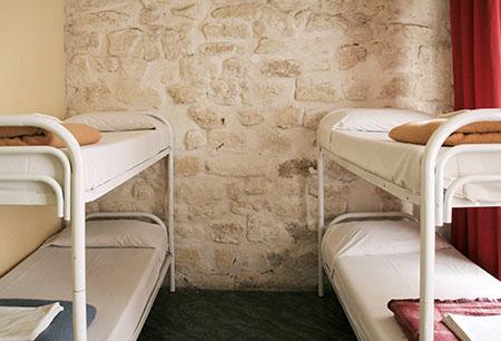 Bed 4-Bed Mixed Dormitory Room