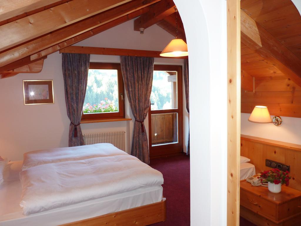 Double Room,250490685:JPEG