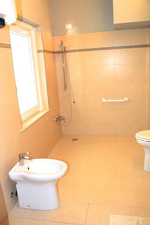 Double or Twin Room Private Bathroom,243426901:JPEG