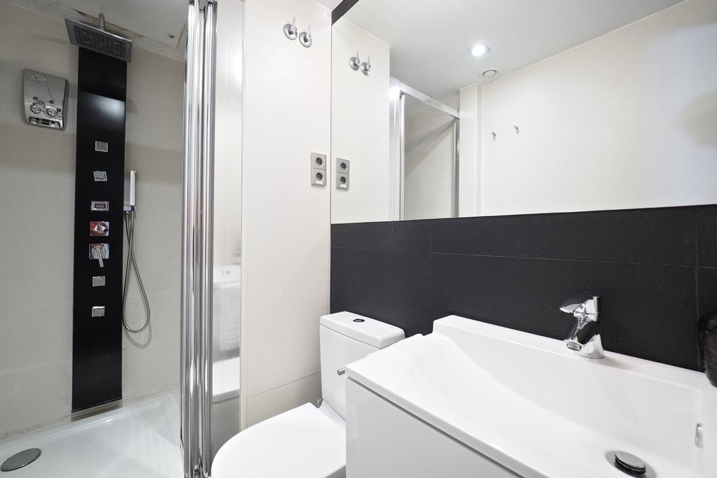 Deluxe Double Room,38950933:JPEG
