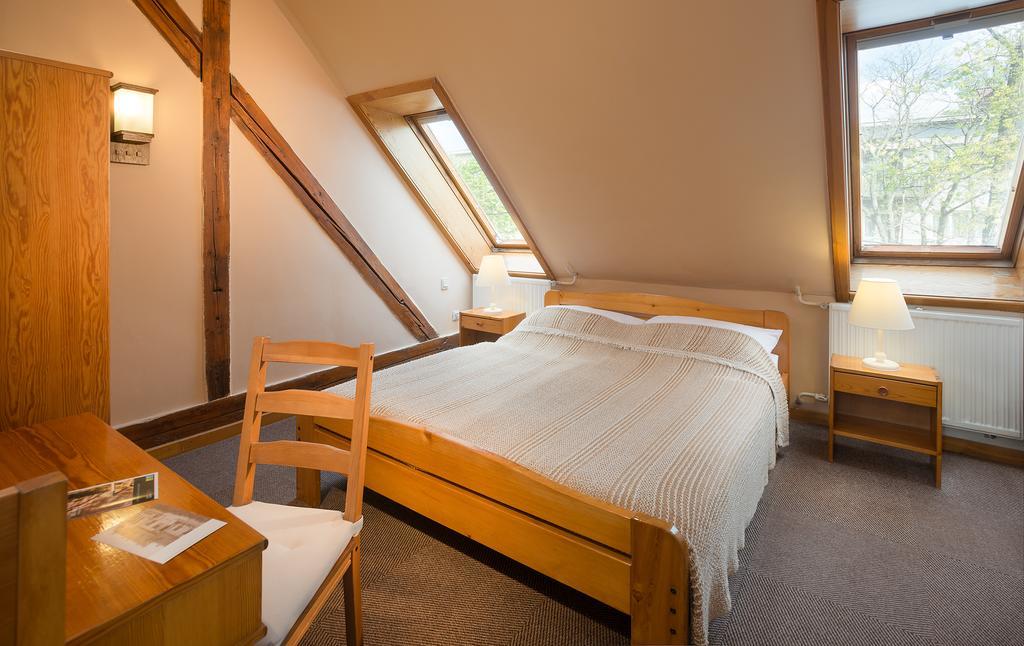 Double Room,823632233:JPEG