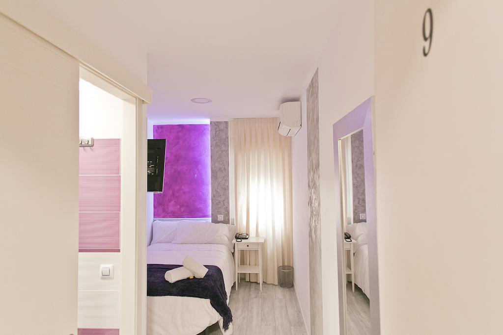 Single Room,226252841:JPEG