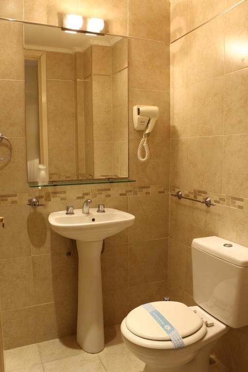 Quadruple Room,250201509:JPEG