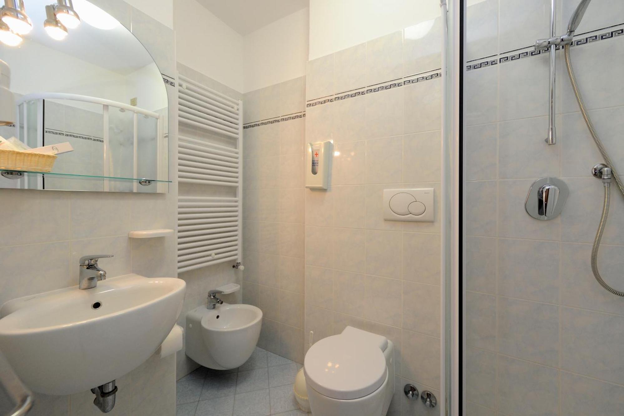 Deluxe Double or Twin Room Balcony,247940301:JPEG