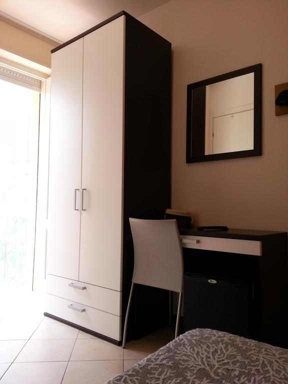 Single Room Balcony