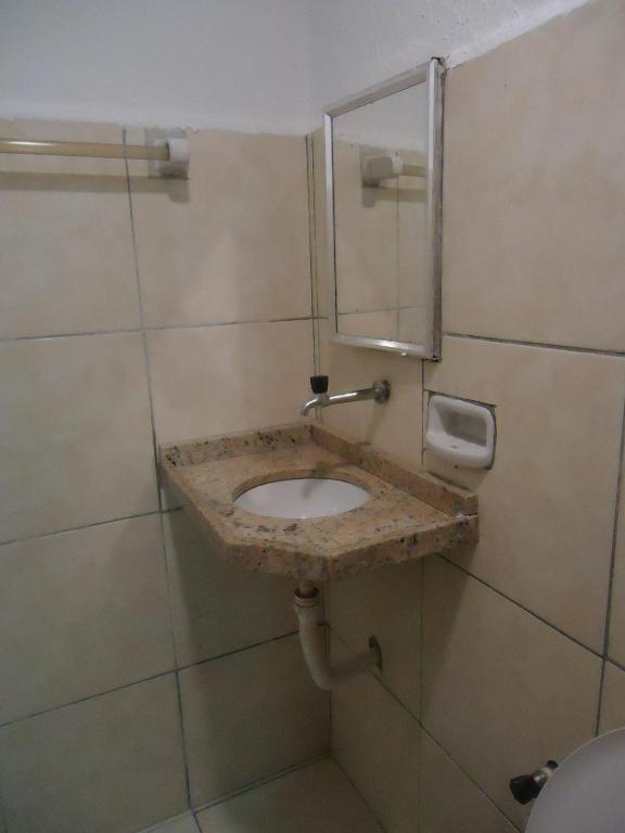 Quarto com Cama de Casal ou 2 de Solteiro