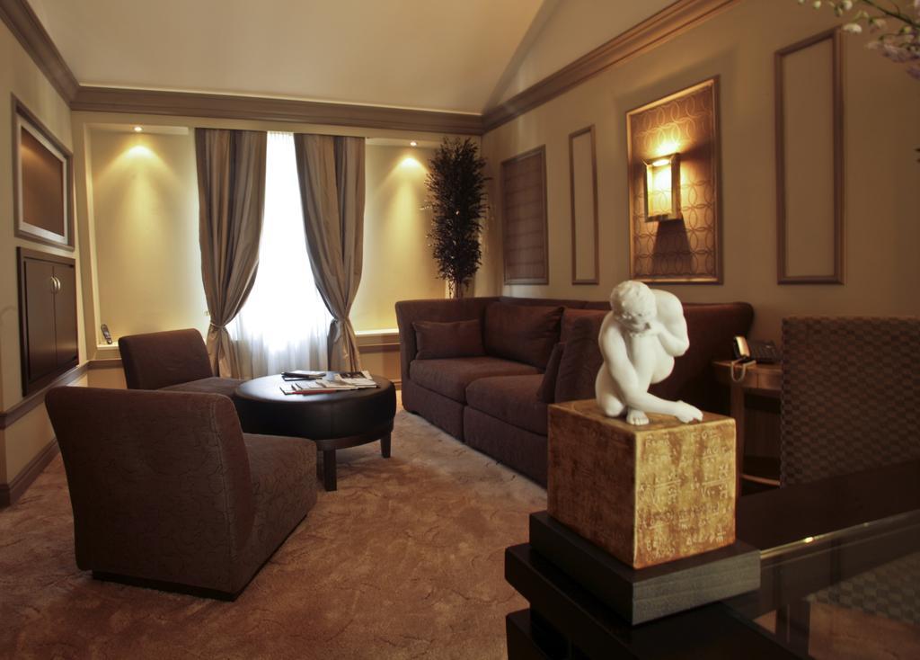 Presidential Suite,394070010:JPEG