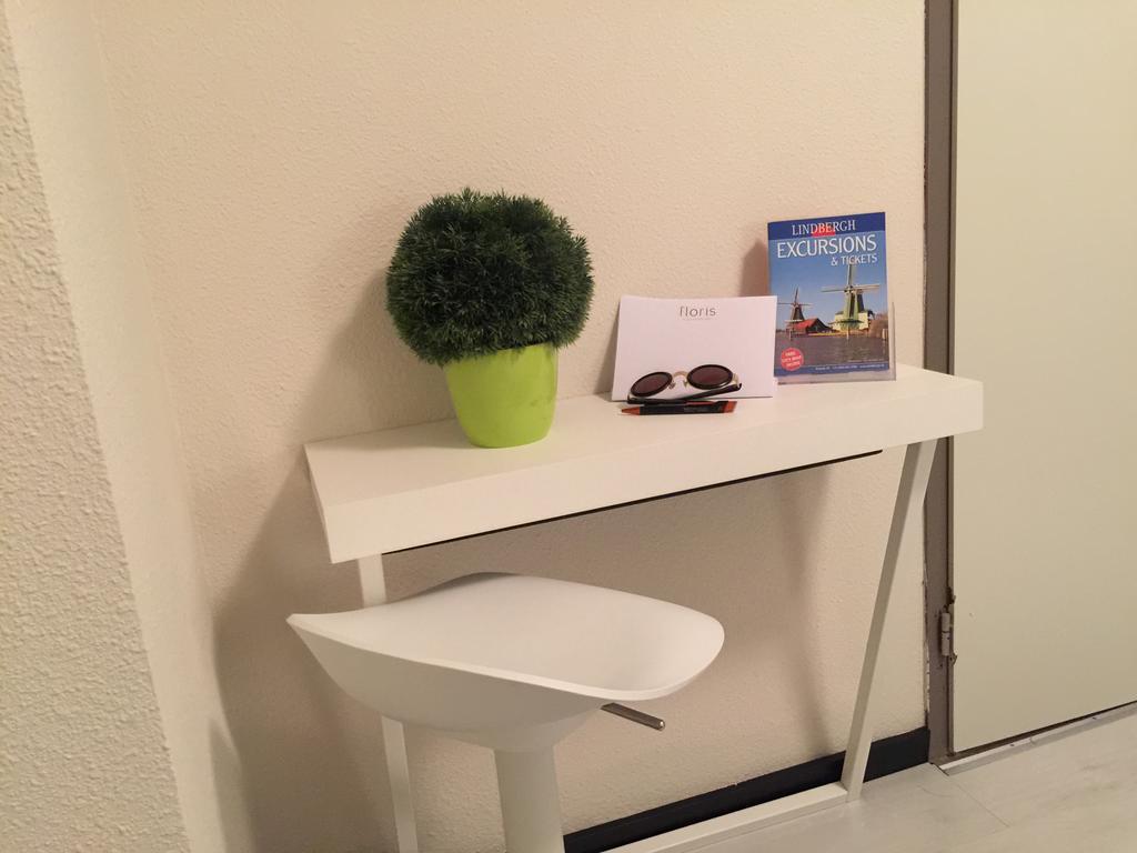 Budget Twin Room without Window,1434166579:JPEG