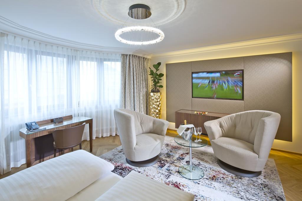 Junior Suite Stadthaus Air Conditioning Adults only,254406785:JPEG