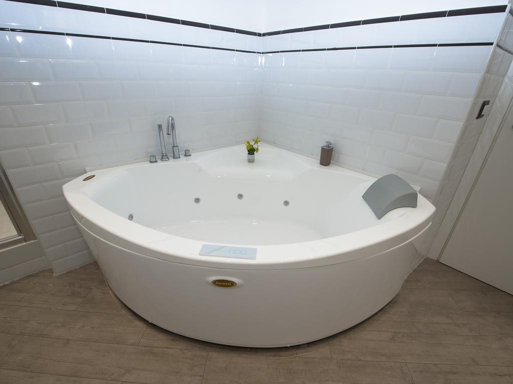 Superior Double Room,254436333:JPEG