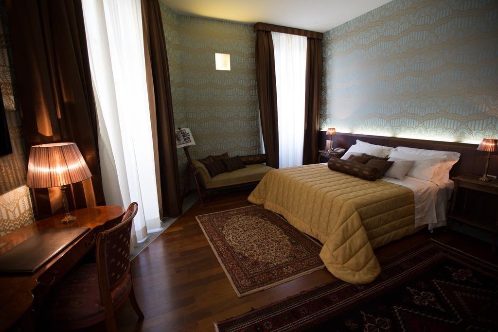 Family Room with Terrace,254457621:JPEG