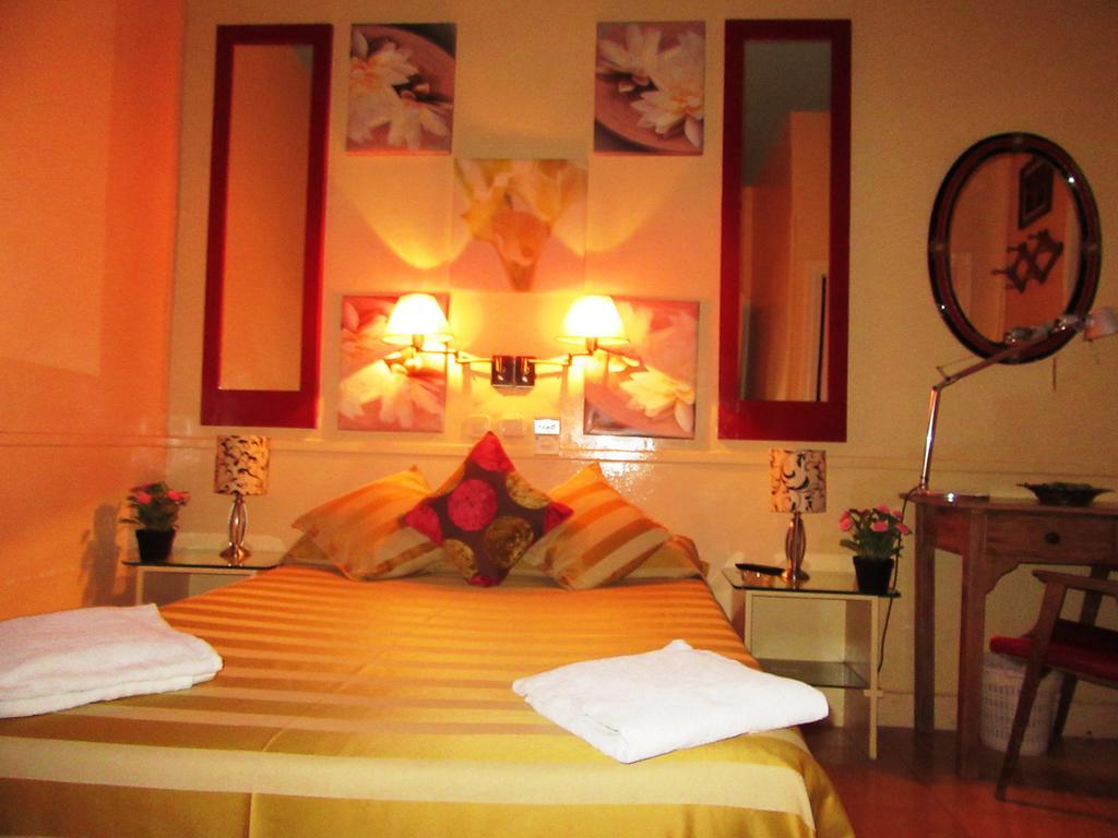 Double Room,256125641:JPEG