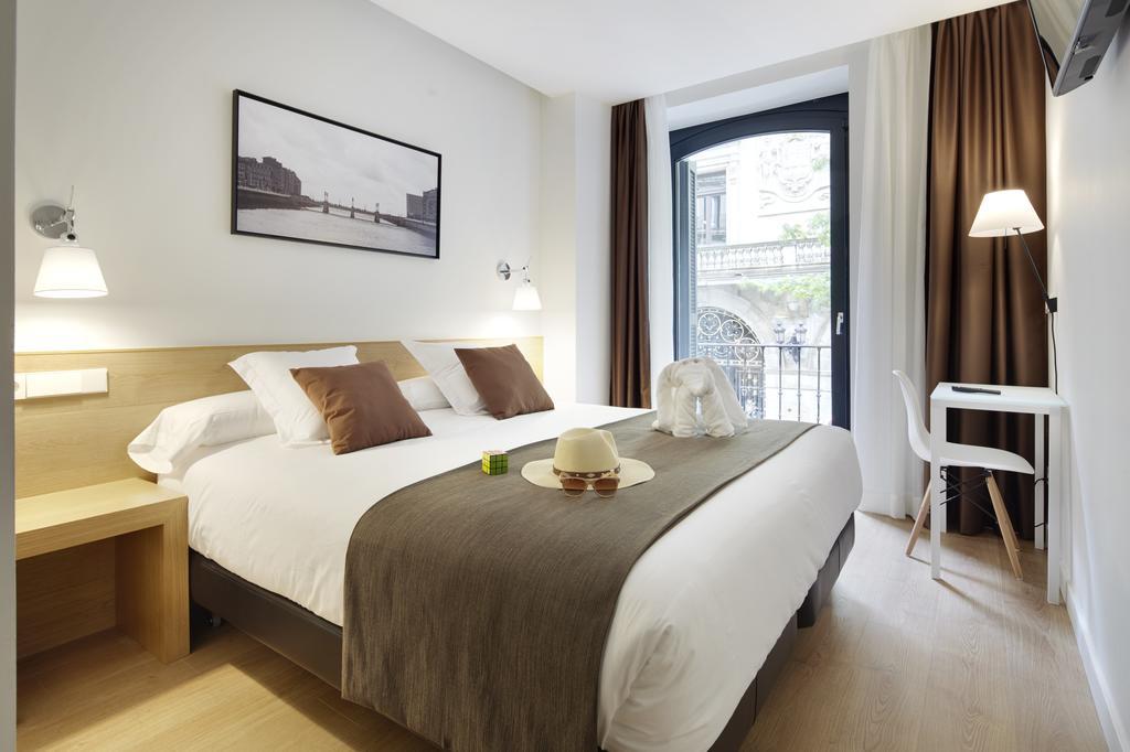 Double or Twin Room Balcony,254899261:JPEG