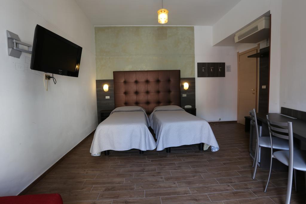 Deluxe Twin Room,1498577209:JPEG