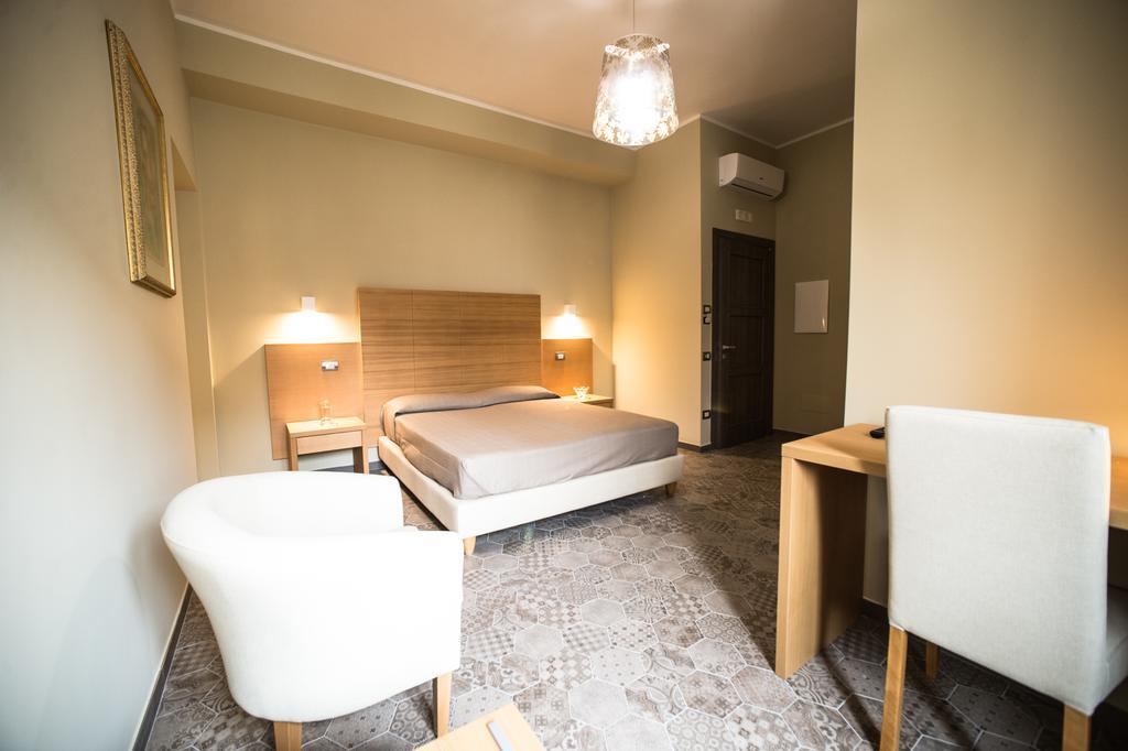 Standard Double Room,257398577:JPEG