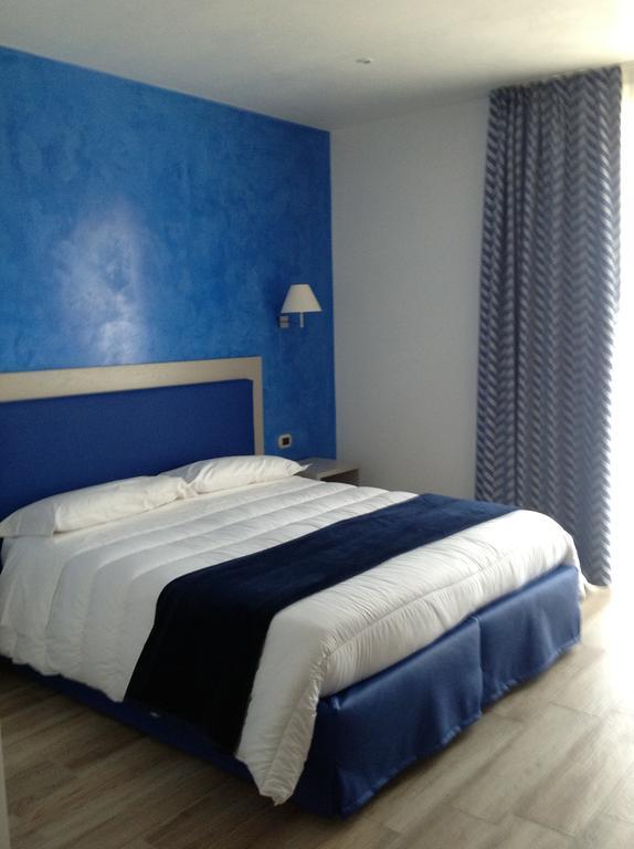 Superior Triple Room,534688056:JPEG