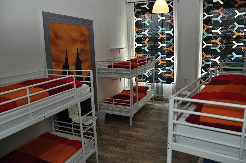 Cama en habitación compartida mixta de 10 camas