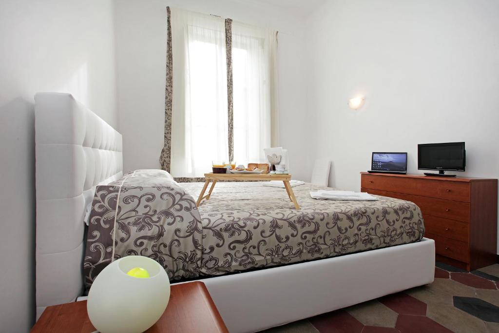 Double Room,26263559:JPEG