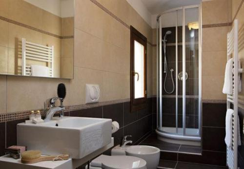 Single Room,468851712:JPEG