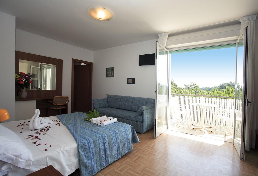 Triple Room Balcony