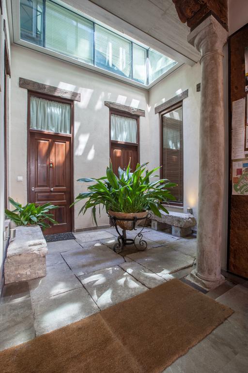 Apartamento Ático con Vistas - Calle San Jerónimo 24 / Frailes 28