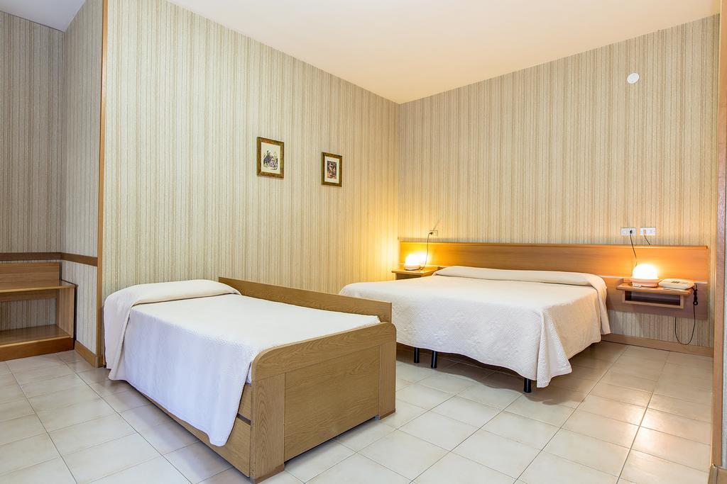 Quadruple Room,110381511:JPEG