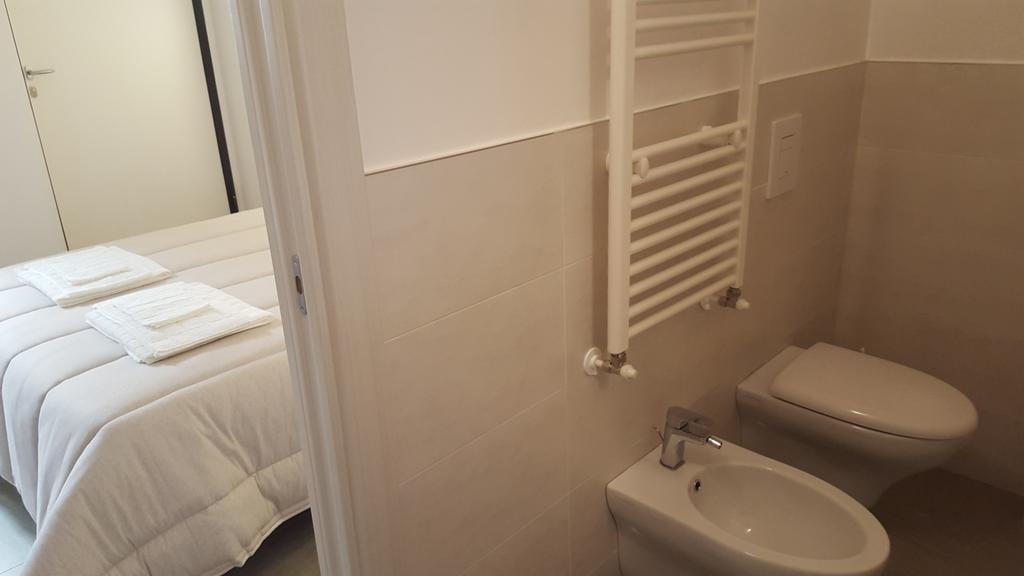 Large Double Room,268445149:JPEG