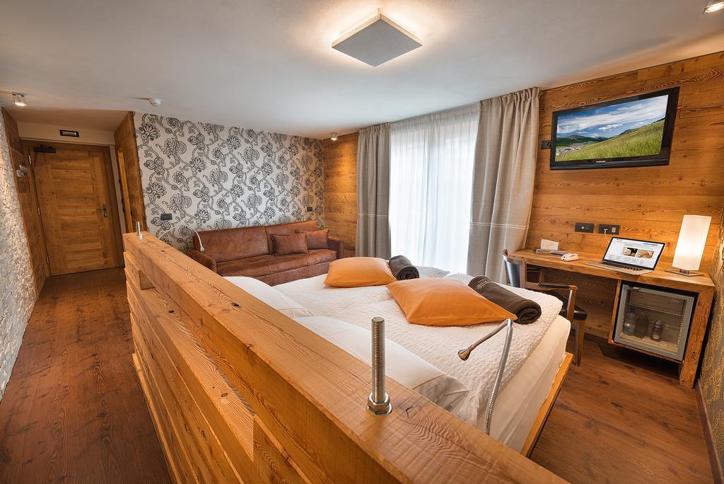 Deluxe Double Room,157081581:JPEG