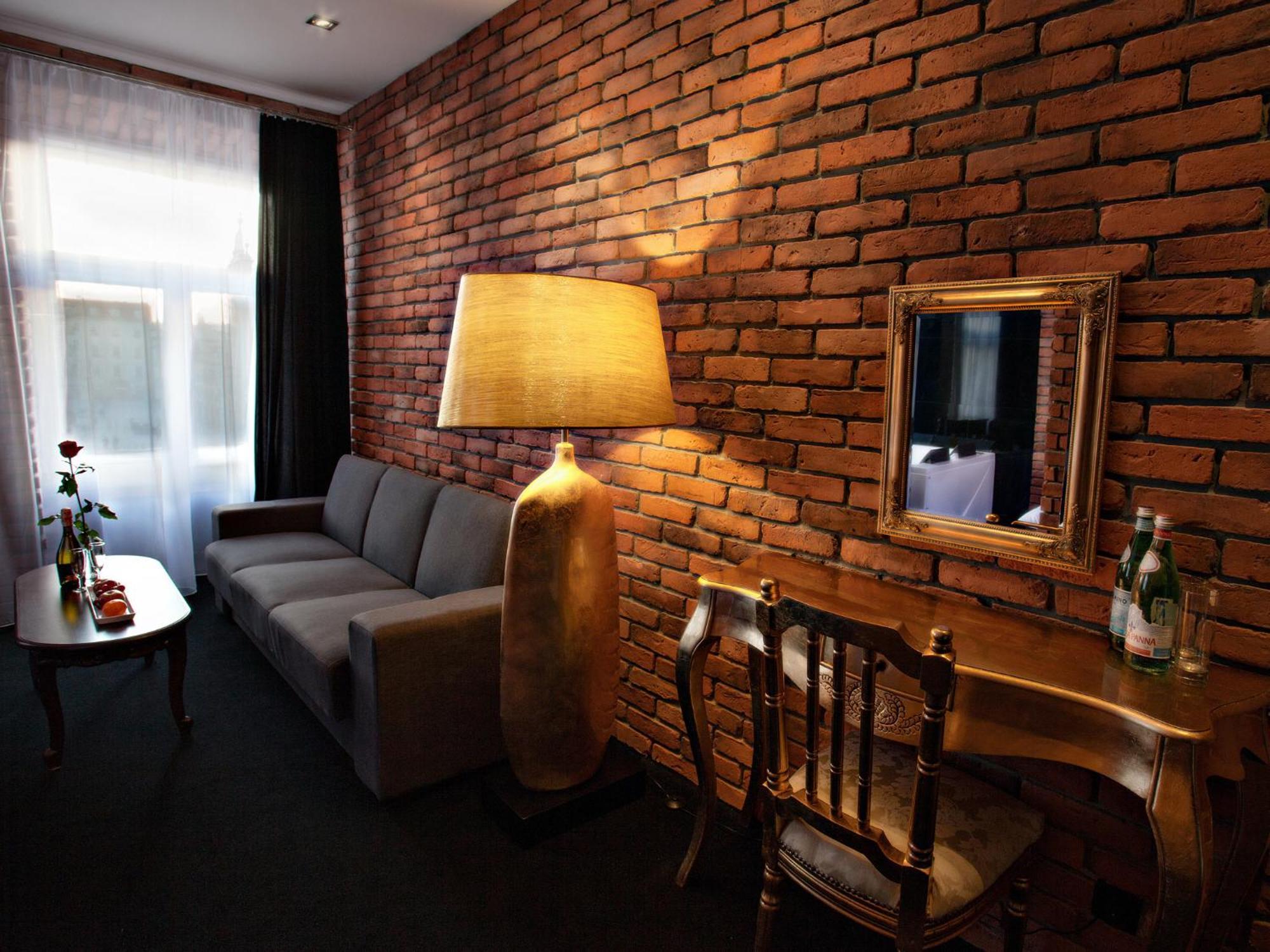 Junior Suite Plus Main Market Square View,276820141:JPEG