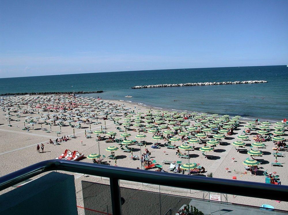 Double or Twin Room Balcony Sea View
