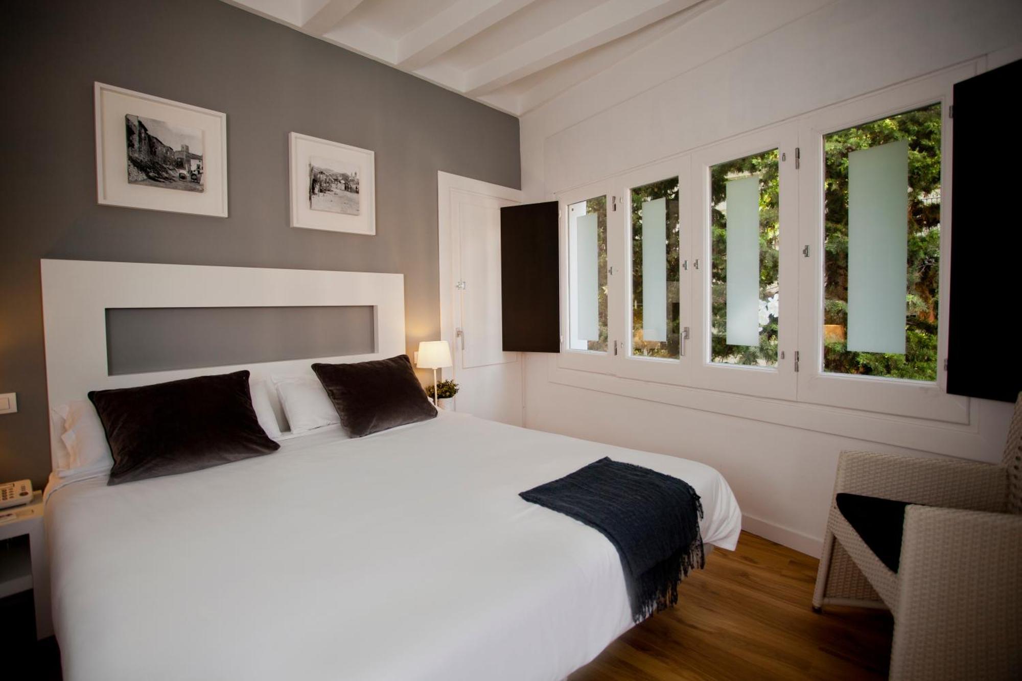 Habitación Doble con cama supletoria - 2 camas