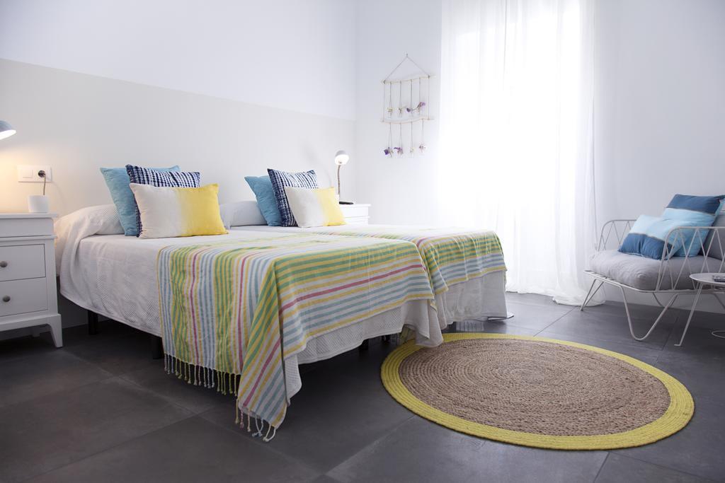 Double Room,215902088:JPEG