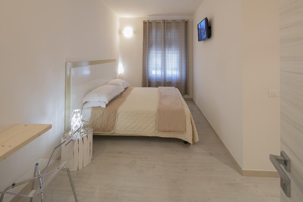Double or Twin Room,317726233:JPEG