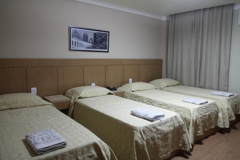 Quadruple Deluxe Room,318692797:JPEG