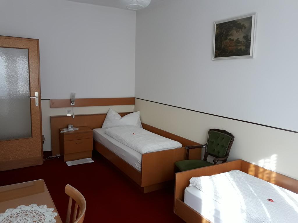 Classic Twin Room,762692305:JPEG