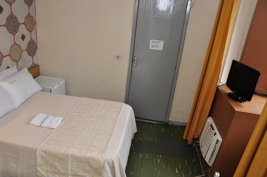 Double Room,815909942:JPEG
