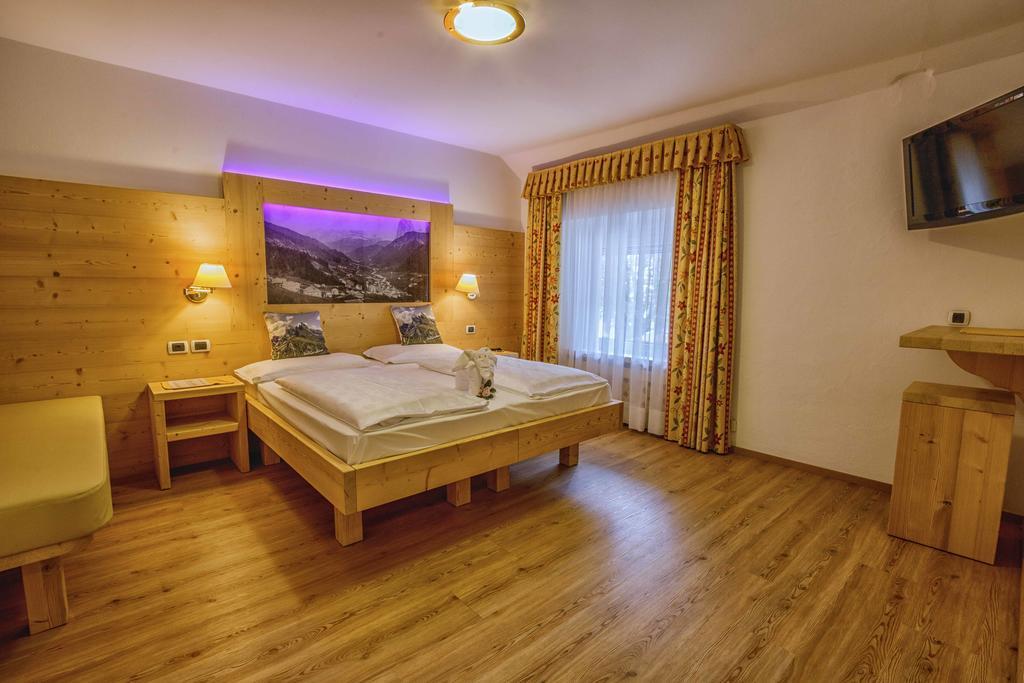 Superior Double Room,326578954:JPEG